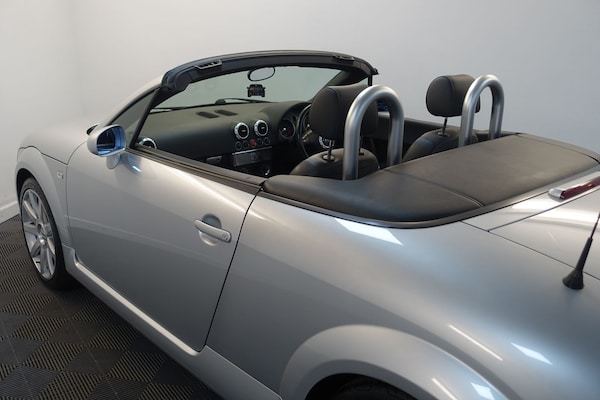 Used Audi TT 2002 for sale - 74687848: Photo 93