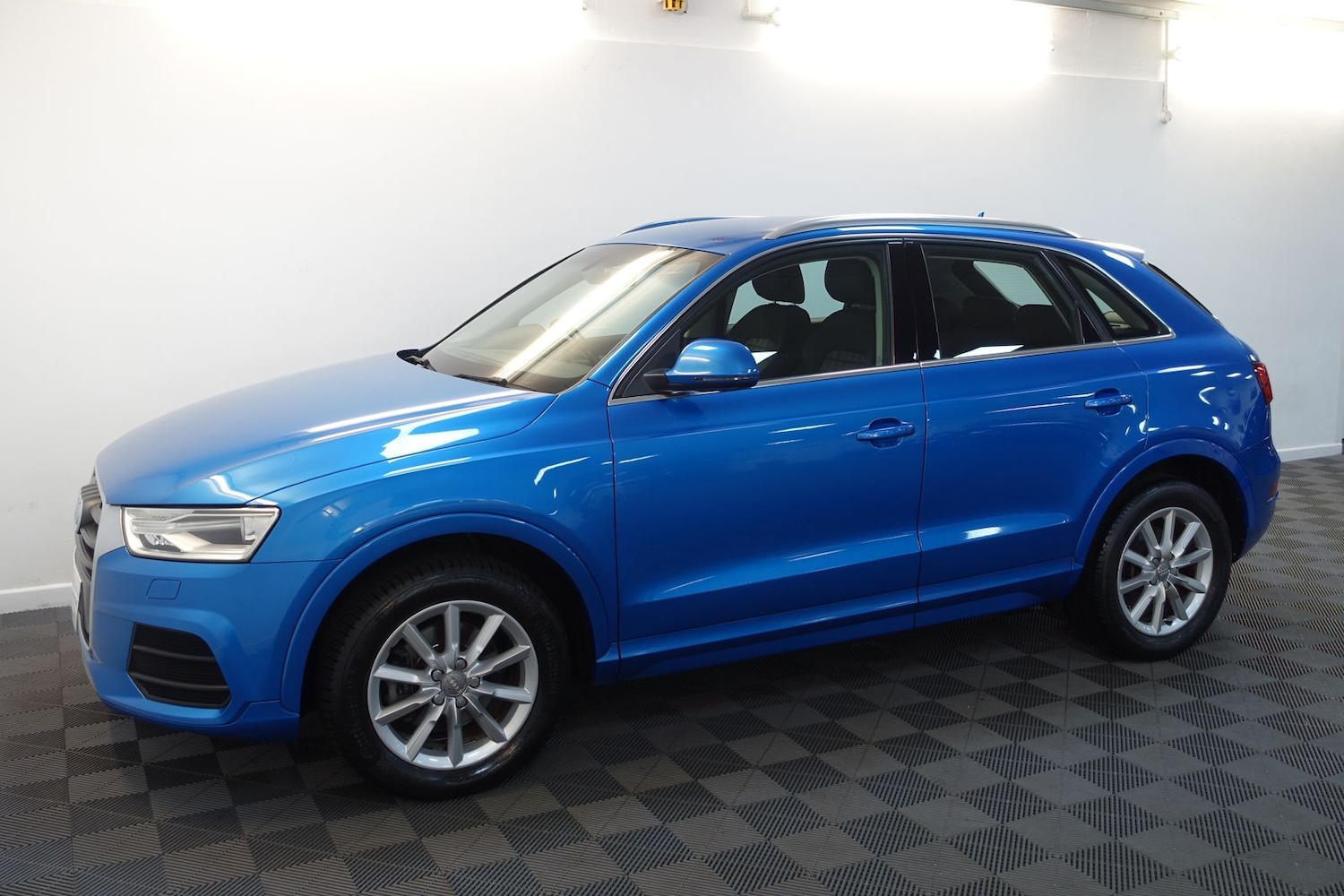 Used Audi Q3 2015 for sale - 77560761: Photo 13