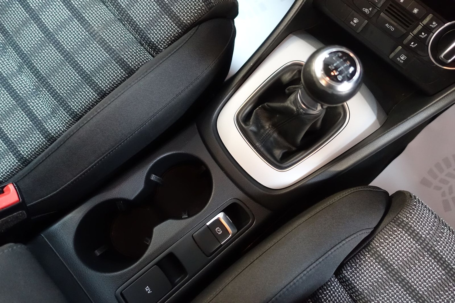 Used Audi Q3 2015 for sale - 77560761: Photo 21