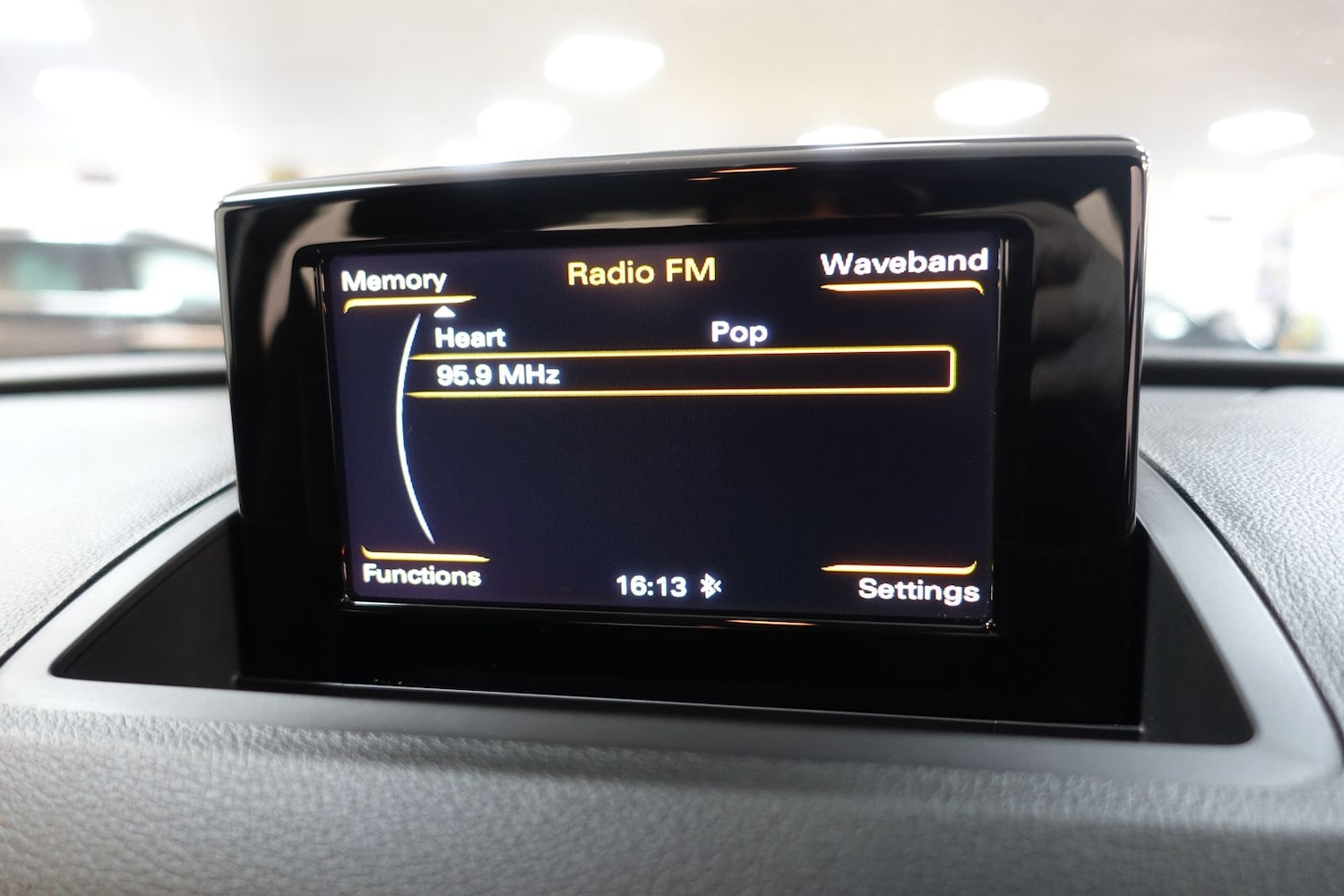 Used Audi Q3 2015 for sale - 77560761: Photo 22