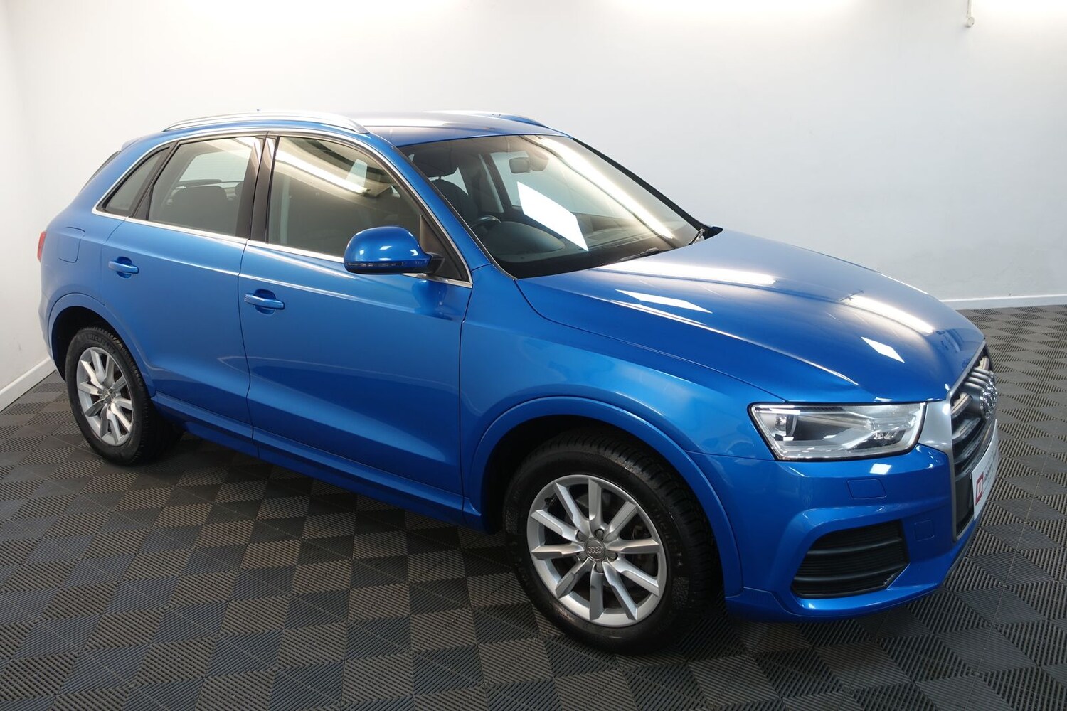 Used Audi Q3 2015 for sale - 77560761: Photo 65