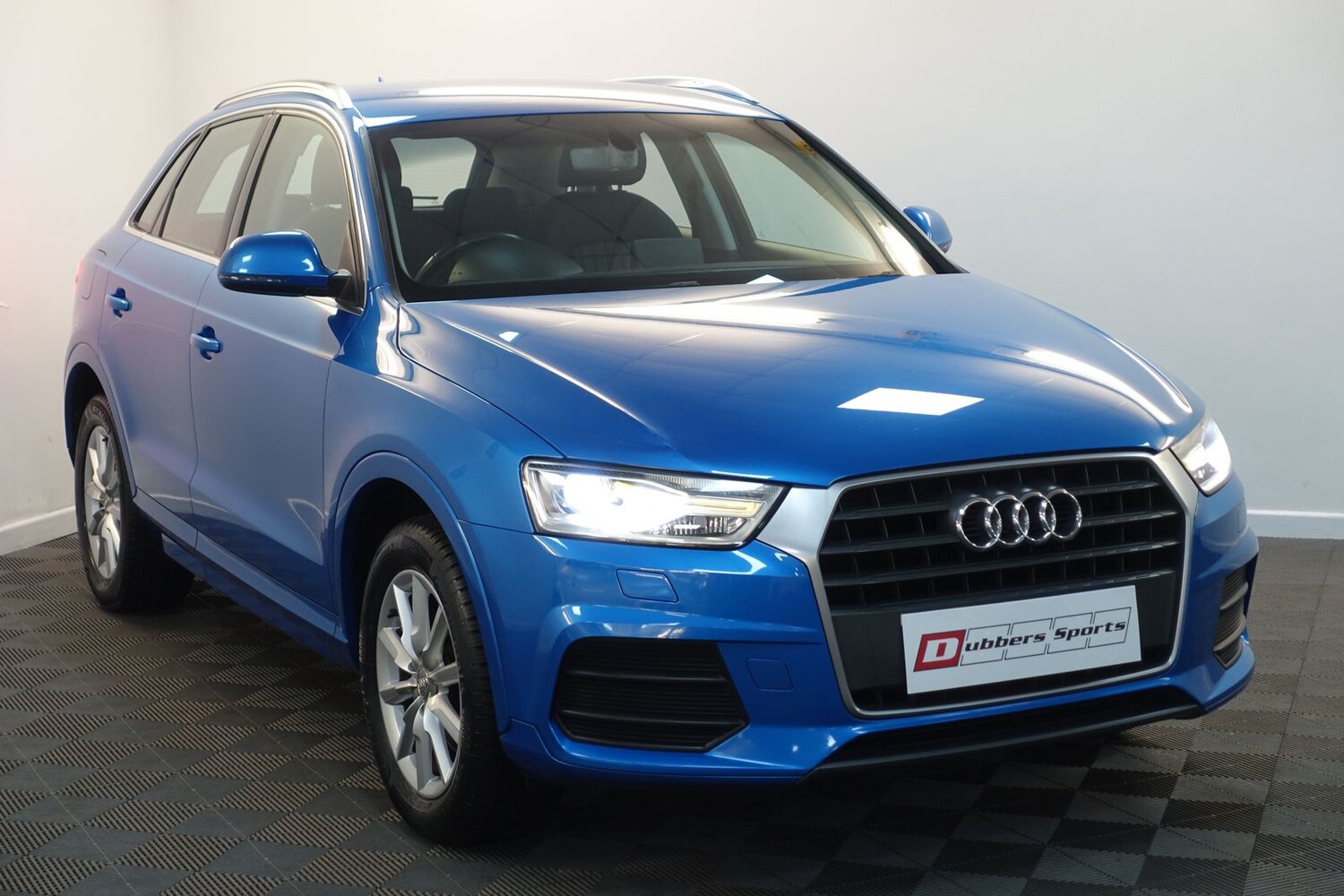 Used Audi Q3 2015 for sale - 77560761: Photo 74