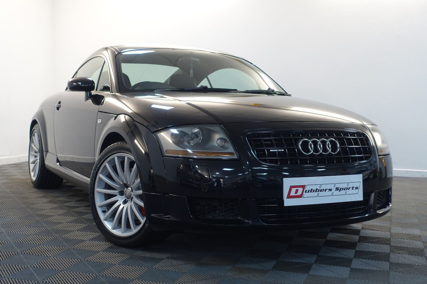 Used Audi TT 2005 for sale - 77102696: Photo 1