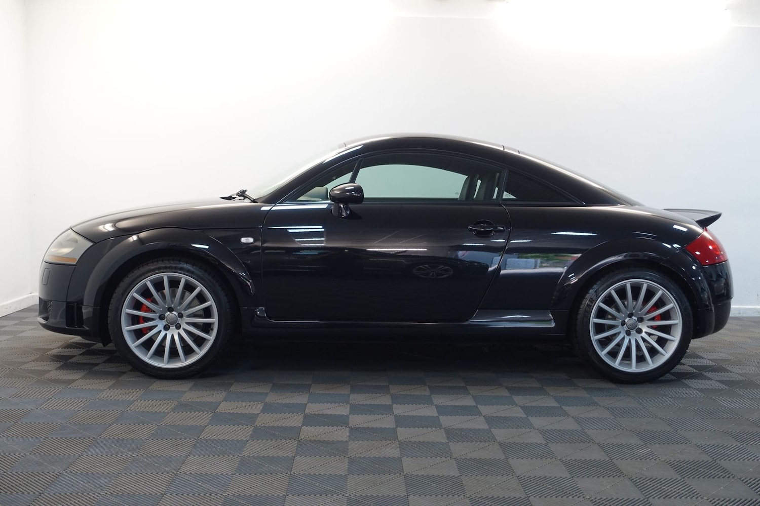 Used Audi TT 2005 for sale - 77102696: Photo 13