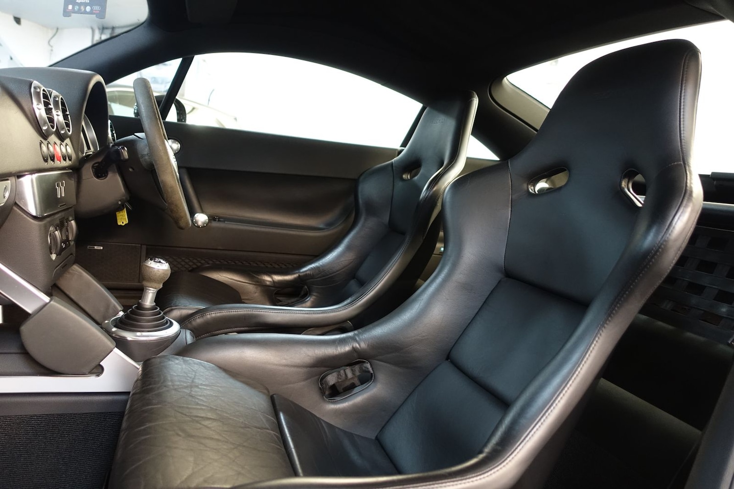 Used Audi TT 2005 for sale - 77102696: Photo 17