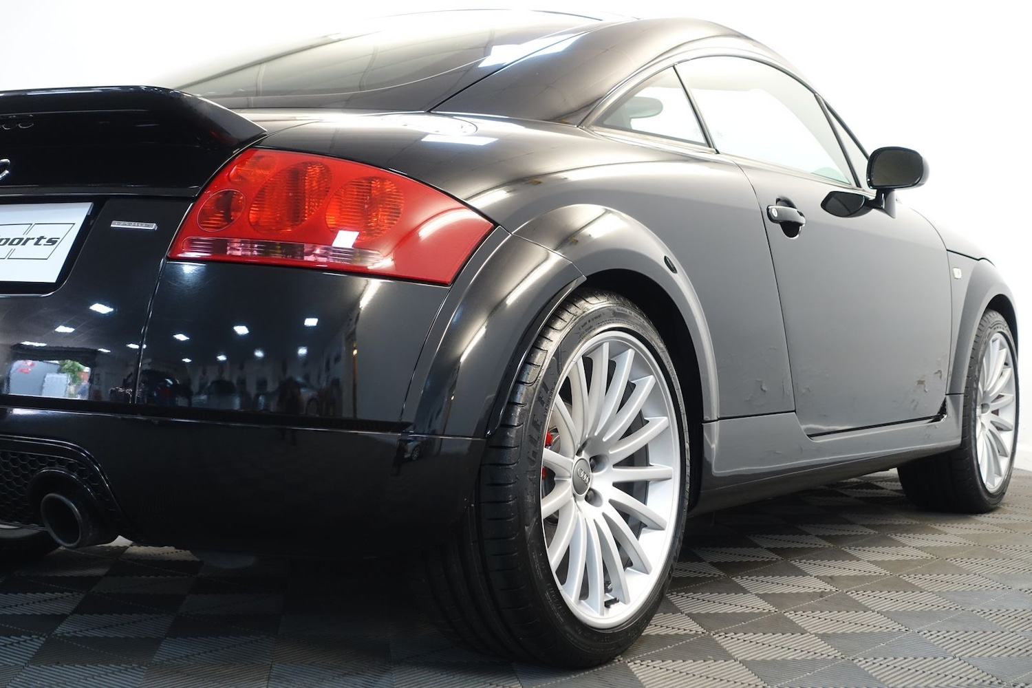 Used Audi TT 2005 for sale - 77102696: Photo 3