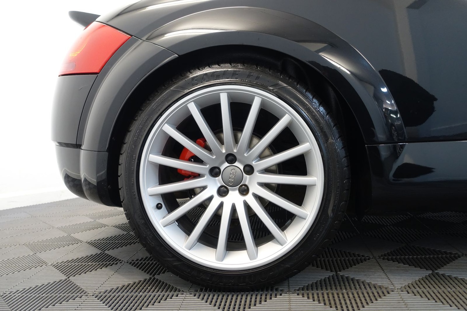 Used Audi TT 2005 for sale - 77102696: Photo 32