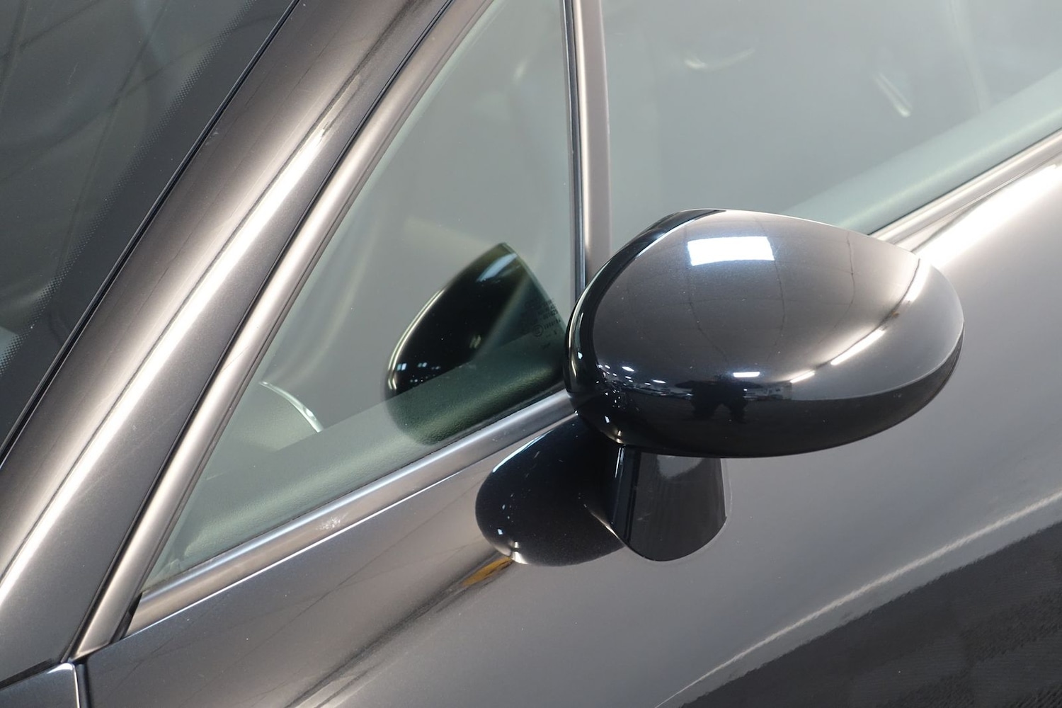 Used Audi TT 2005 for sale - 77102696: Photo 41