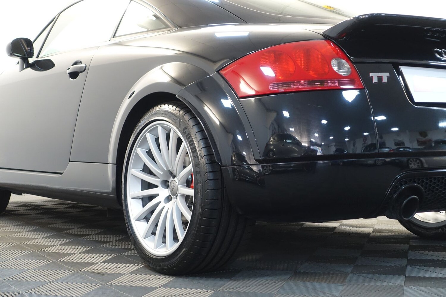 Used Audi TT 2005 for sale - 77102696: Photo 90