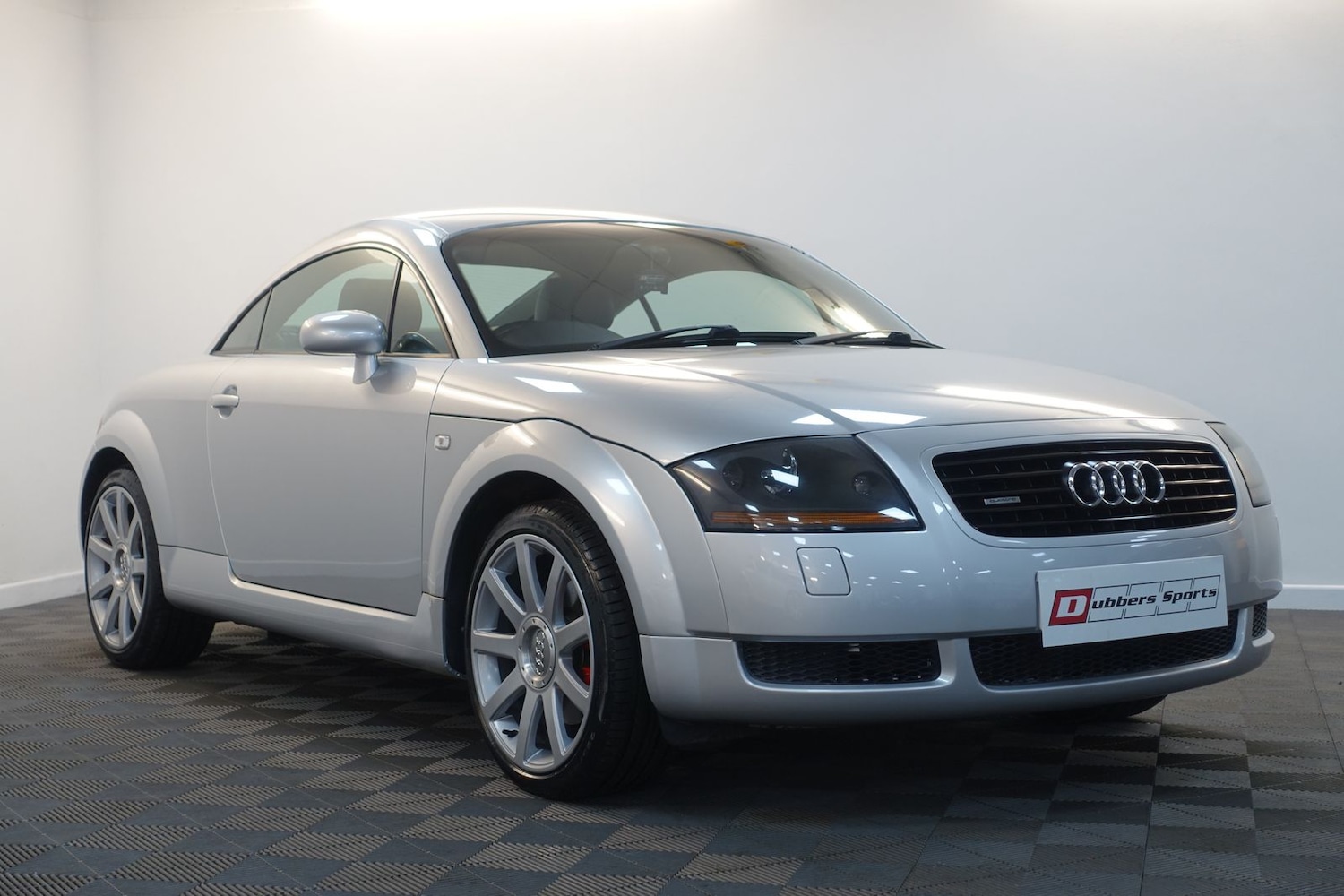 Used Audi TT 2001 for sale - 77102692: Photo 11