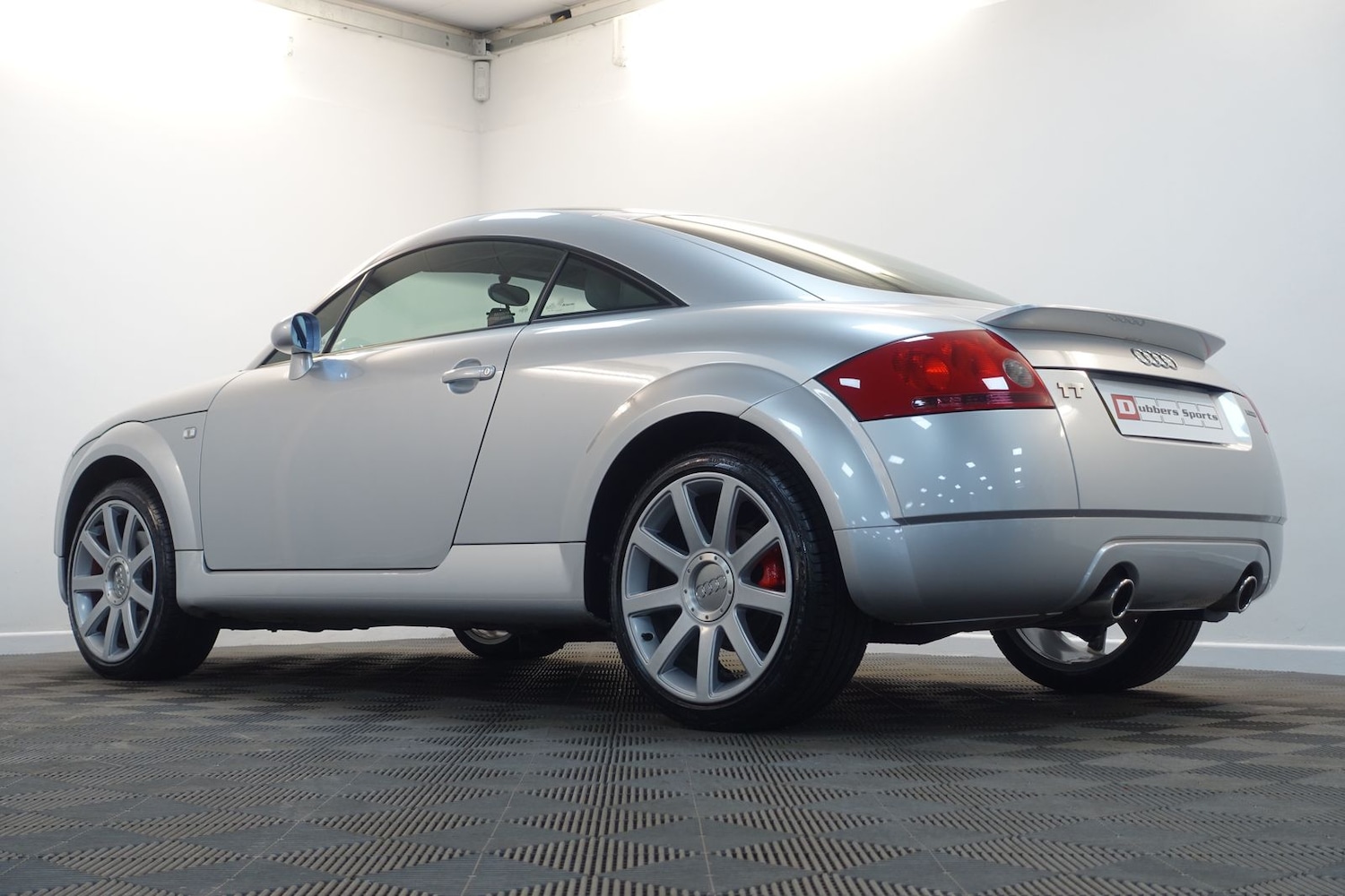 Used Audi TT 2001 for sale - 77102692: Photo 2