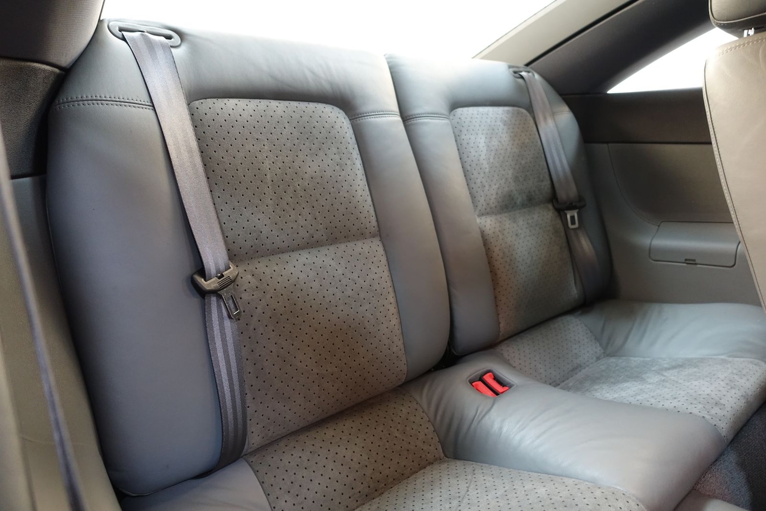 Used Audi TT 2001 for sale - 77102692: Photo 24