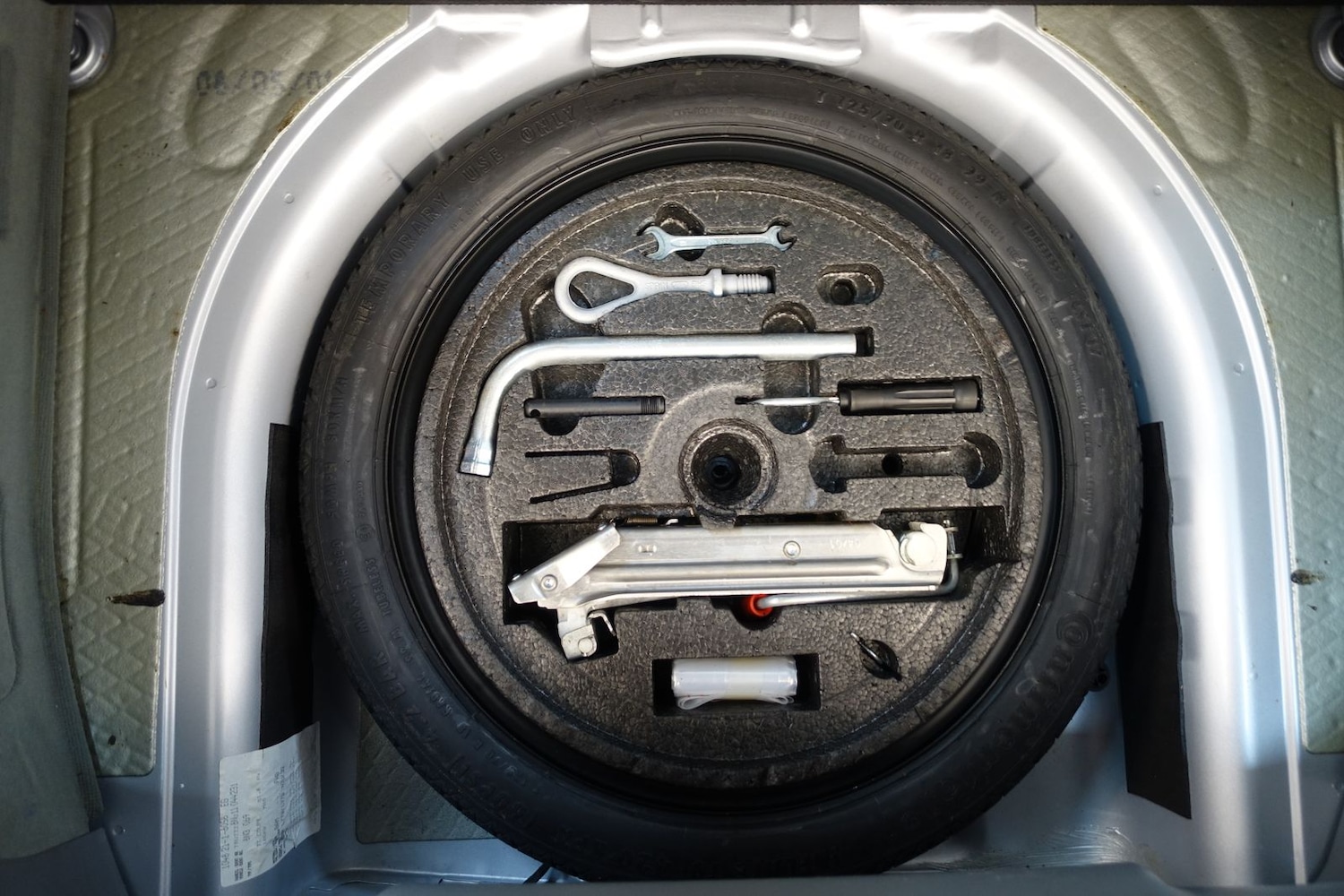 Used Audi TT 2001 for sale - 77102692: Photo 28