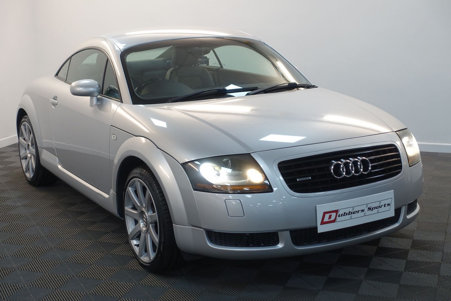 Used Audi TT 2001 for sale - 77102692: Photo 71