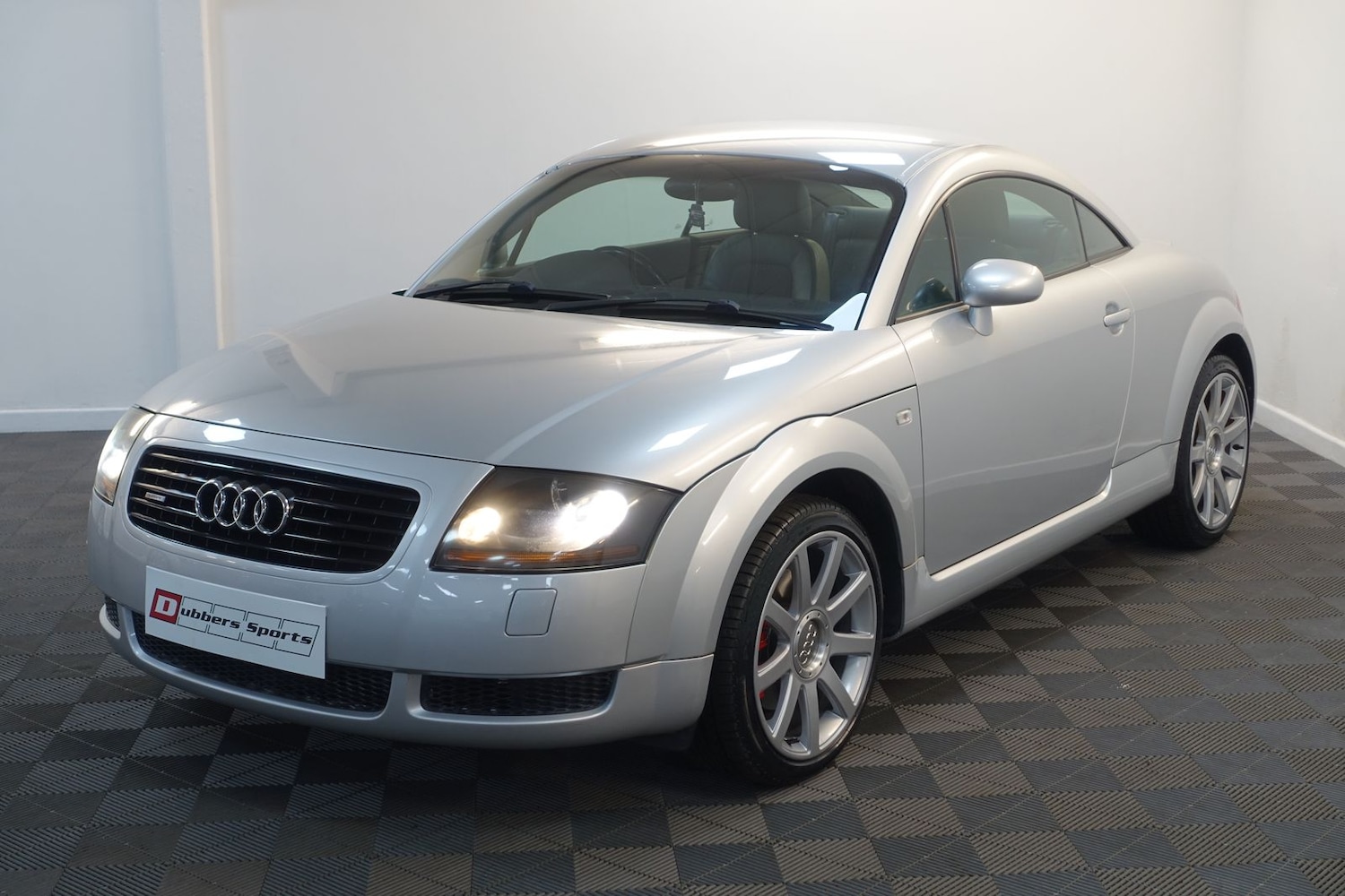 Used Audi TT 2001 for sale - 77102692: Photo 75