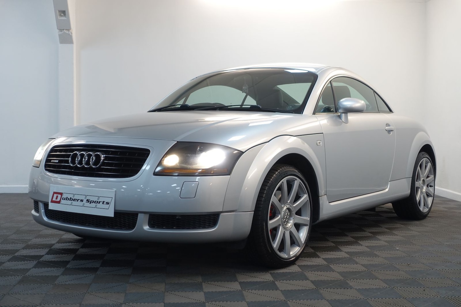 Used Audi TT 2001 for sale - 77102692: Photo 76