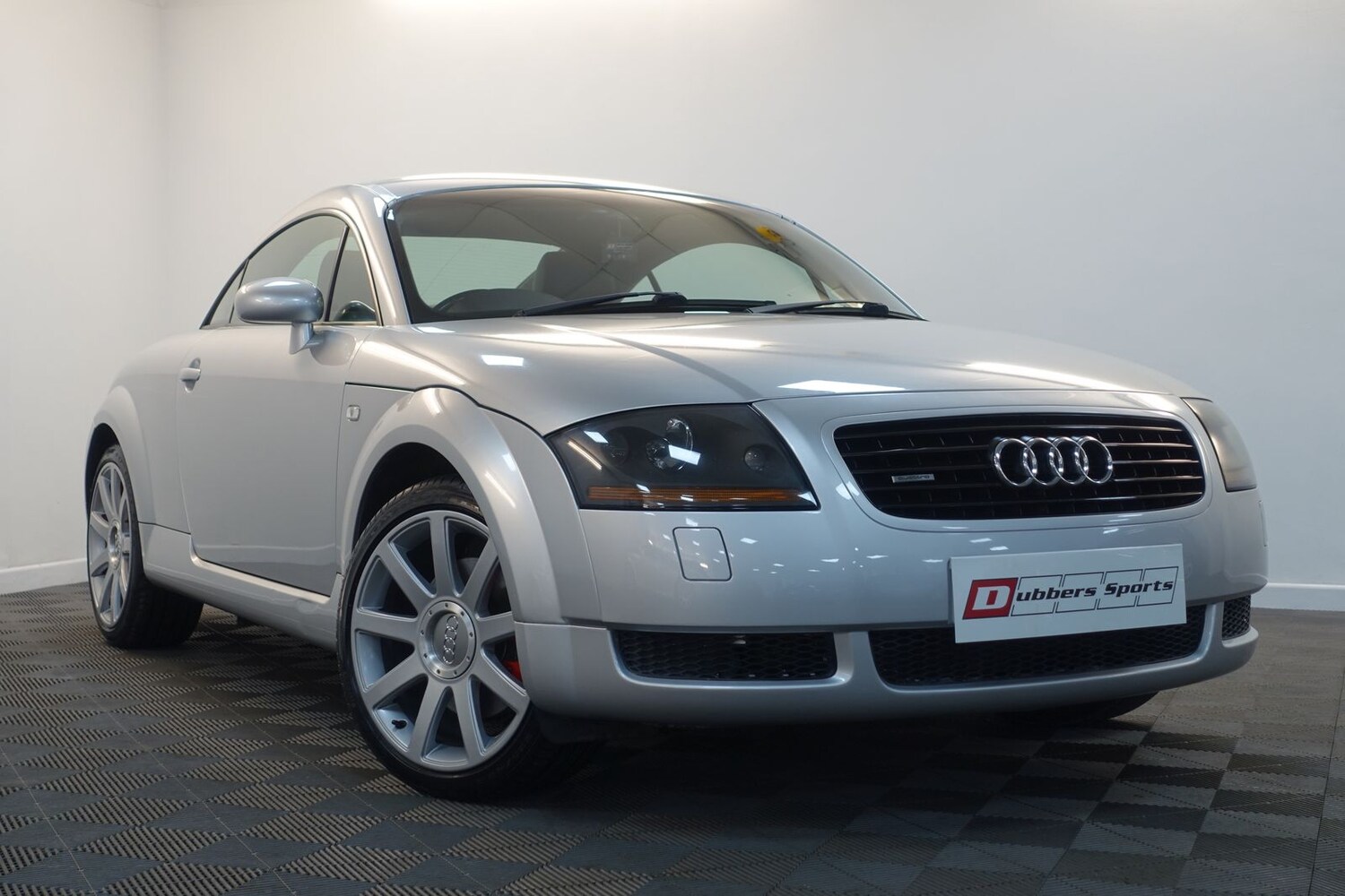 Used Audi TT 2001 for sale - 77102692: Photo 77