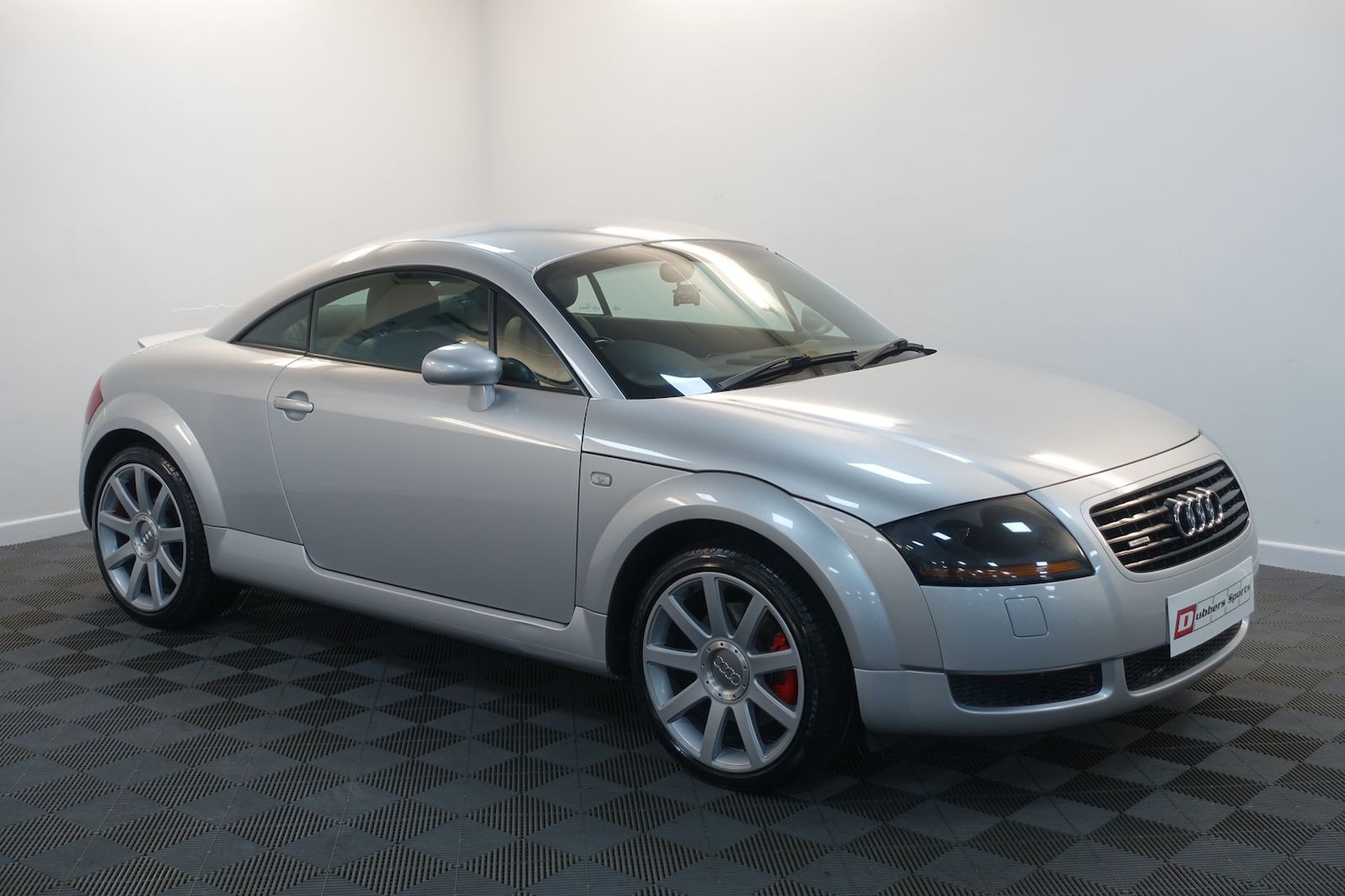Used Audi TT 2001 for sale - 77102692: Photo 85
