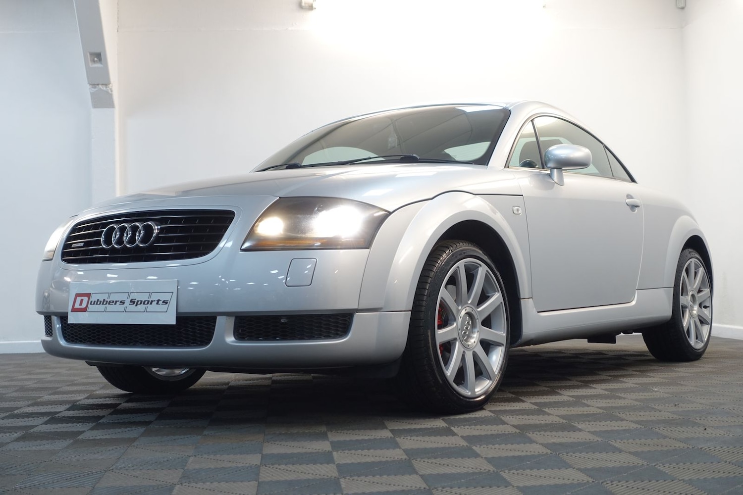 Used Audi TT 2001 for sale - 77102692: Photo 9