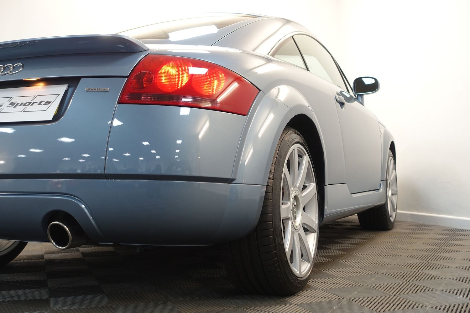 Used Audi TT 2003 for sale - 77102685: Photo 3