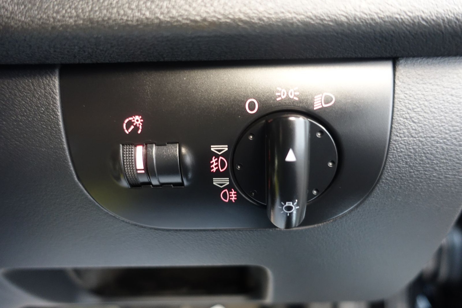 Used Audi TT 2004 for sale - 77169444: Photo 32