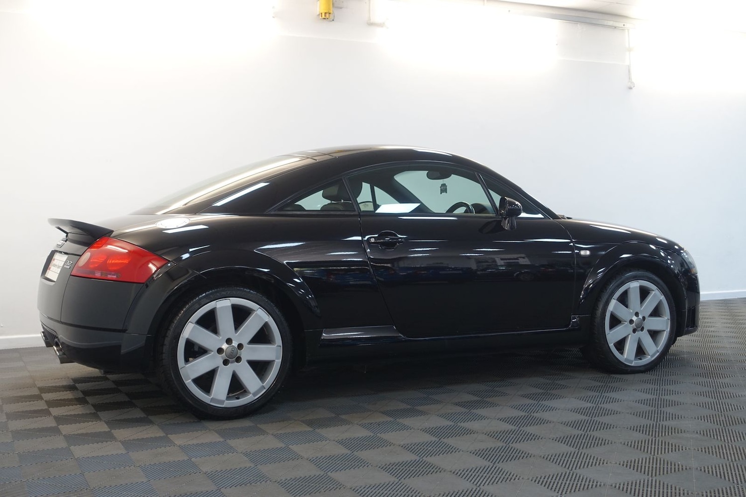 Used Audi TT 2004 for sale - 77169444: Photo 4