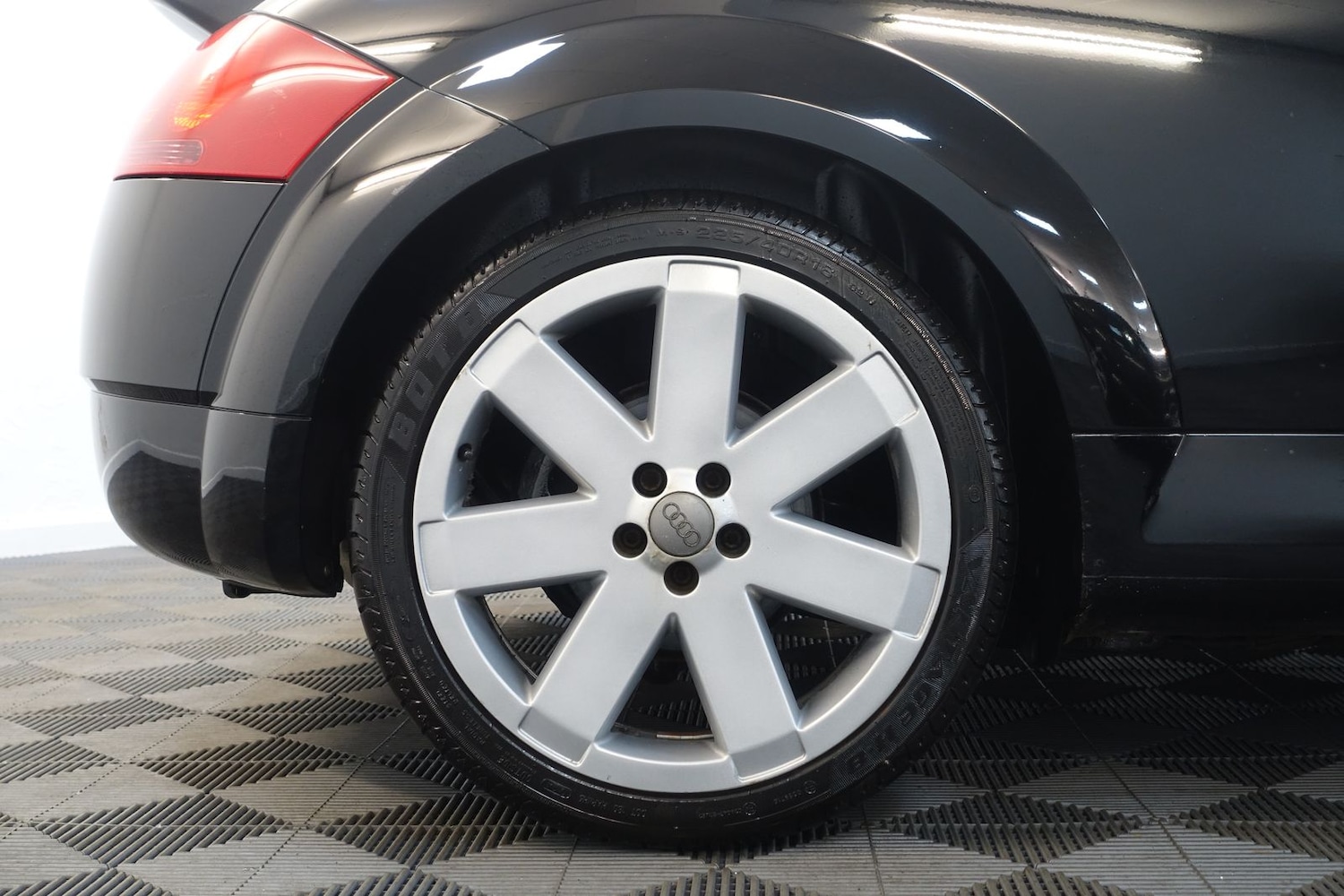 Used Audi TT 2004 for sale - 77169444: Photo 45