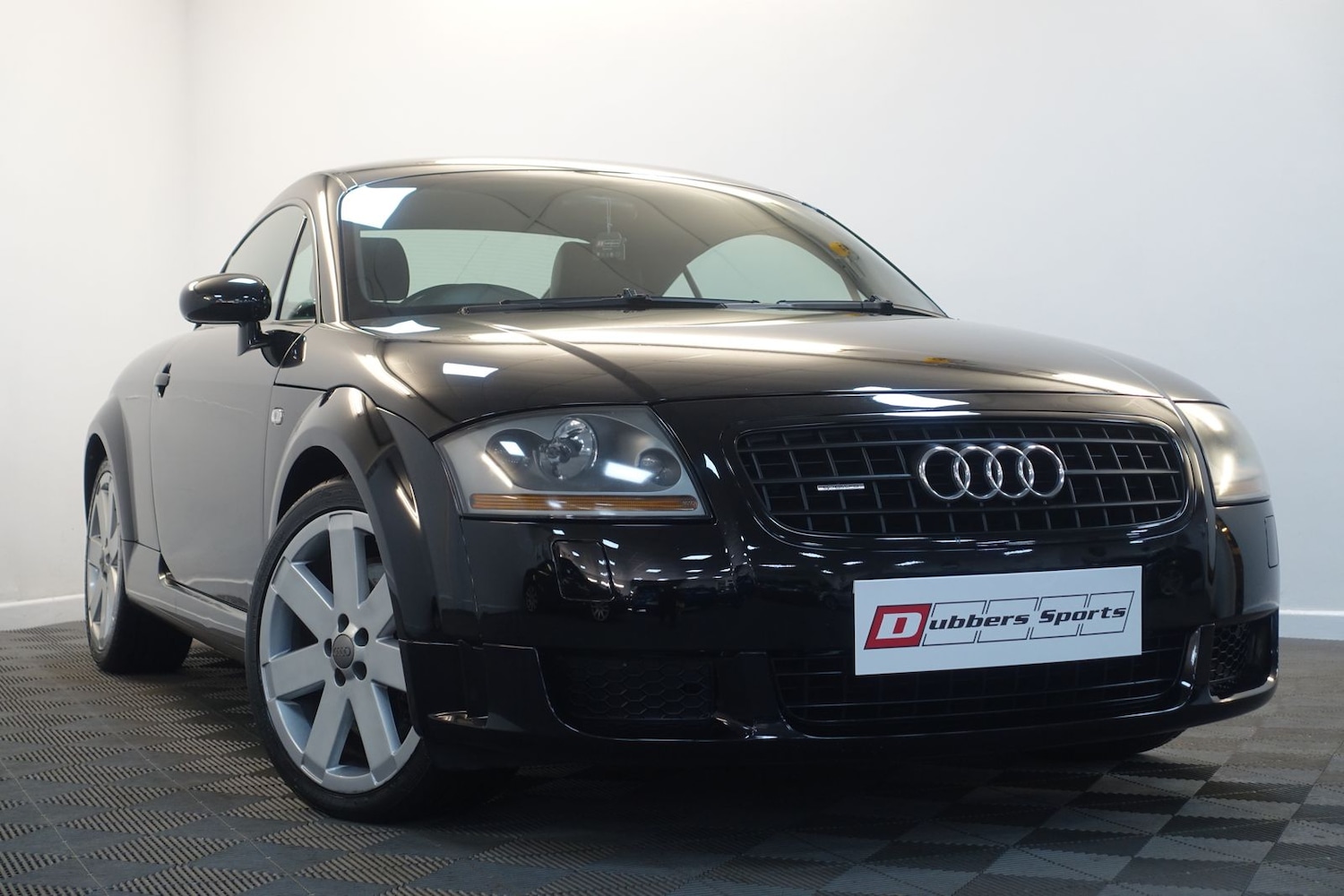 Used Audi TT 2004 for sale - 77169444: Photo 77