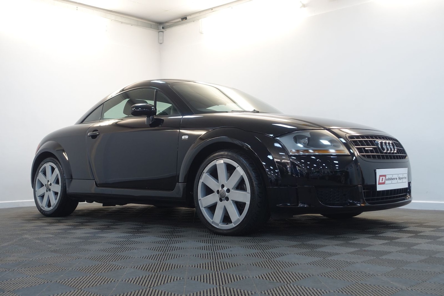 Used Audi TT 2004 for sale - 77169444: Photo 85