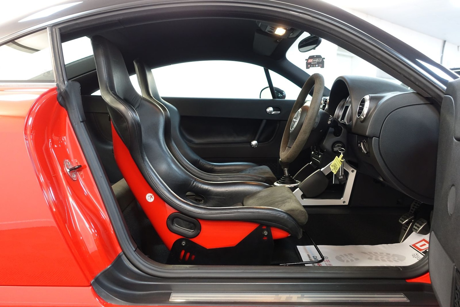 Used Audi TT 2005 for sale - 77134073: Photo 11