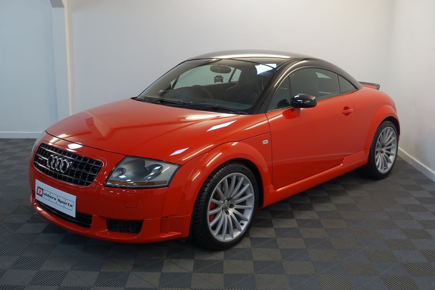 Used Audi TT 2005 for sale - 77134073: Photo 2