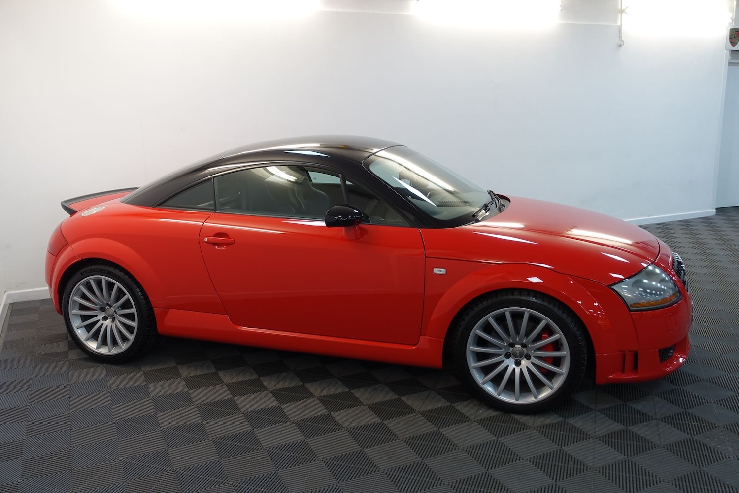 Used Audi TT 2005 for sale - 77134073: Photo 3
