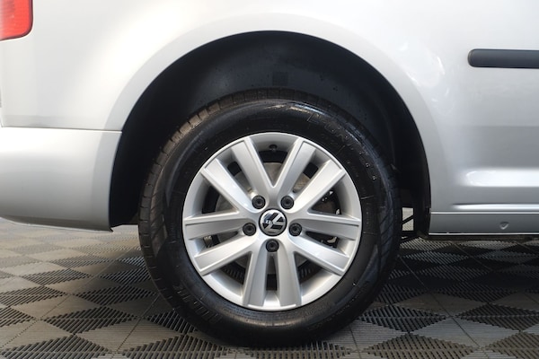 Used Volkswagen Caddy 2015 for sale - 76033580: Photo 45