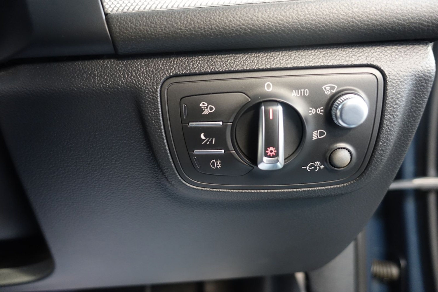 Used Audi A6 Saloon 2011 for sale - 76623779: Photo 15