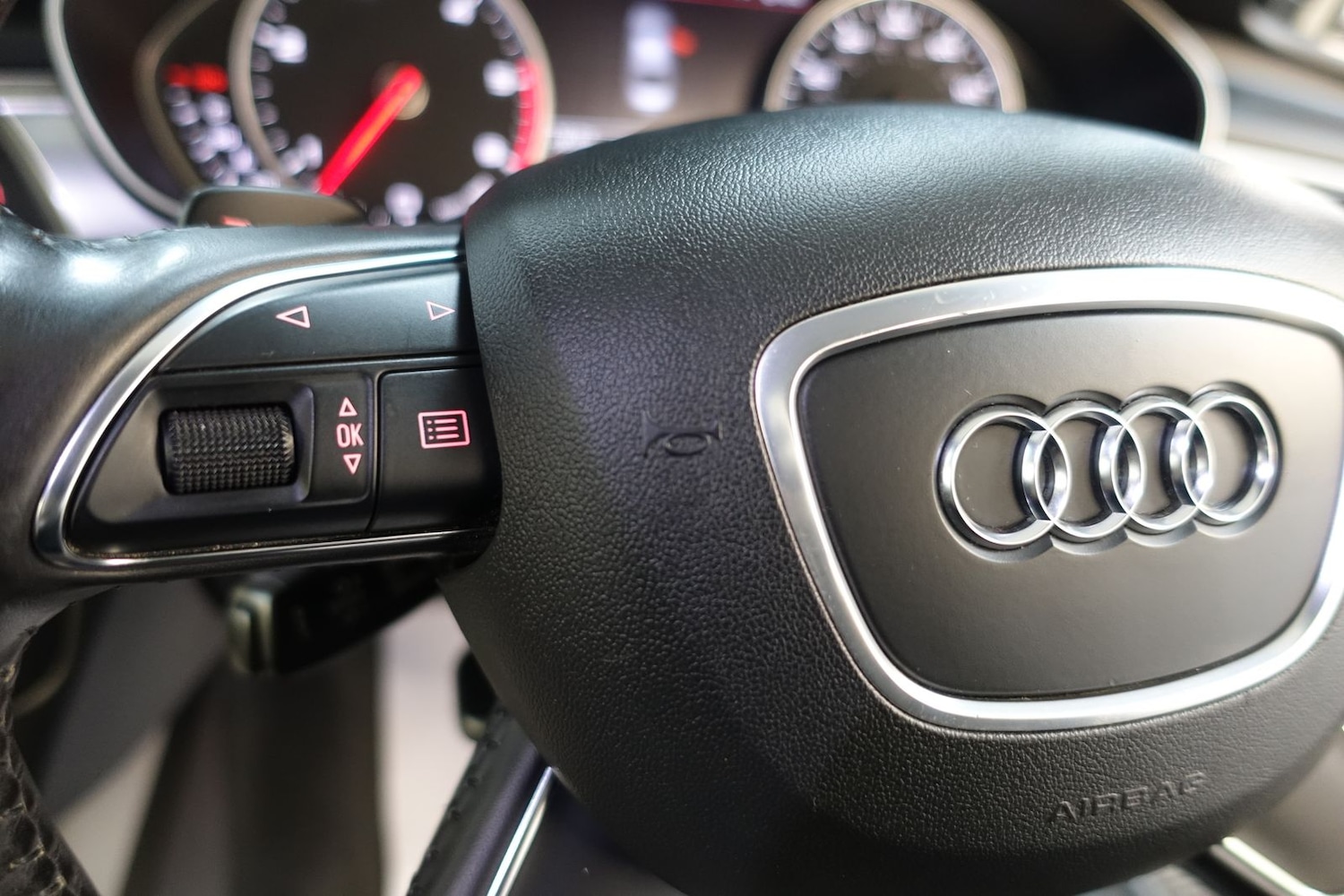 Used Audi A6 Saloon 2011 for sale - 76623779: Photo 18