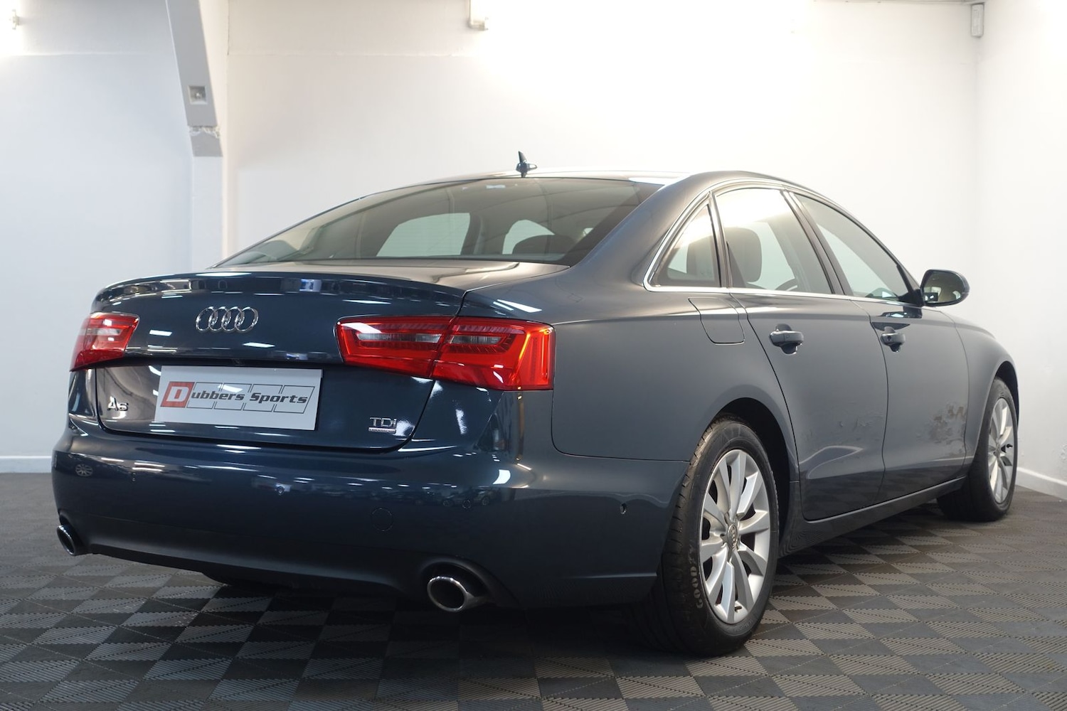 Used Audi A6 Saloon 2011 for sale - 76623779: Photo 3