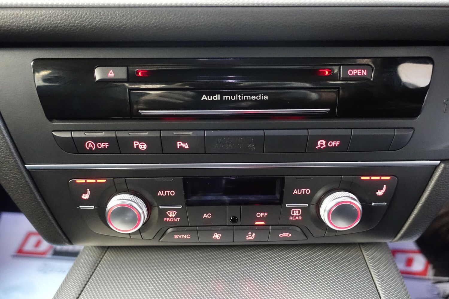 Used Audi A6 Saloon 2011 for sale - 76623779: Photo 31