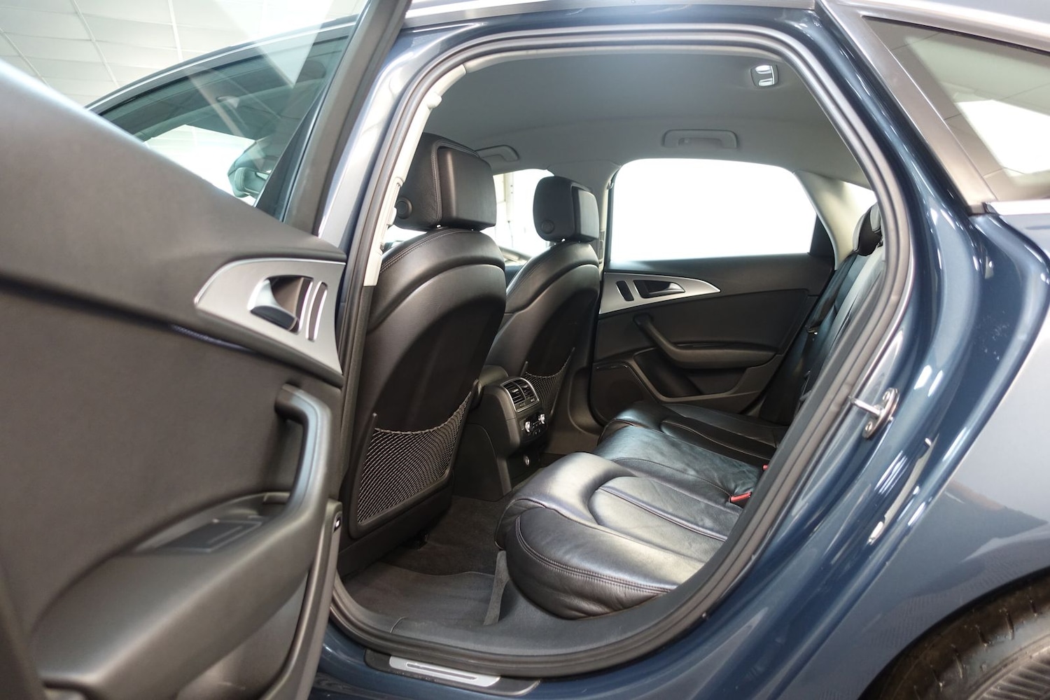 Used Audi A6 Saloon 2011 for sale - 76623779: Photo 47