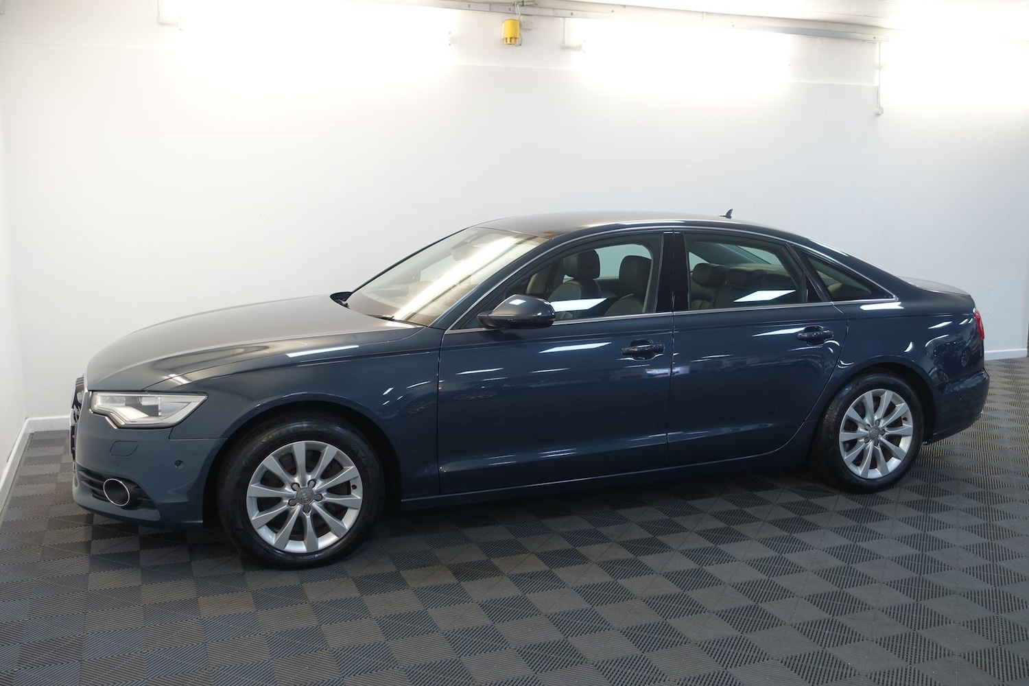 Used Audi A6 Saloon 2011 for sale - 76623779: Photo 68