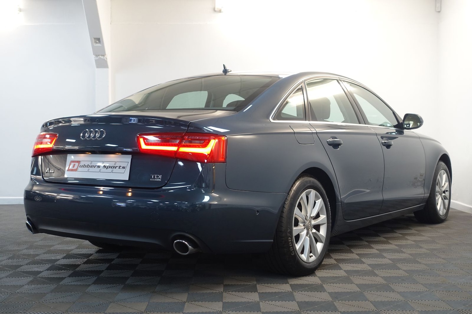Used Audi A6 Saloon 2011 for sale - 76623779: Photo 85