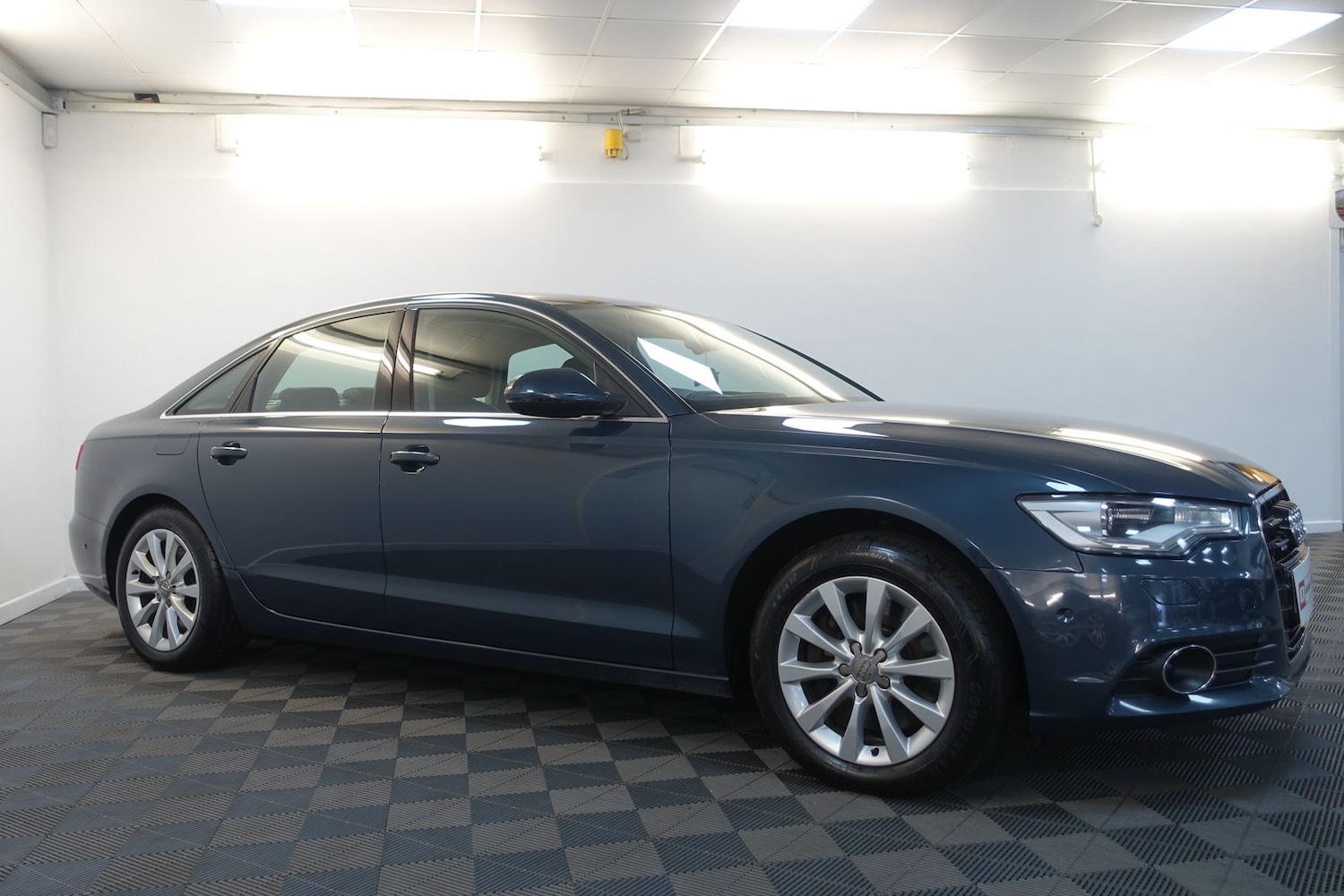 Used Audi A6 Saloon 2011 for sale - 76623779: Photo 86