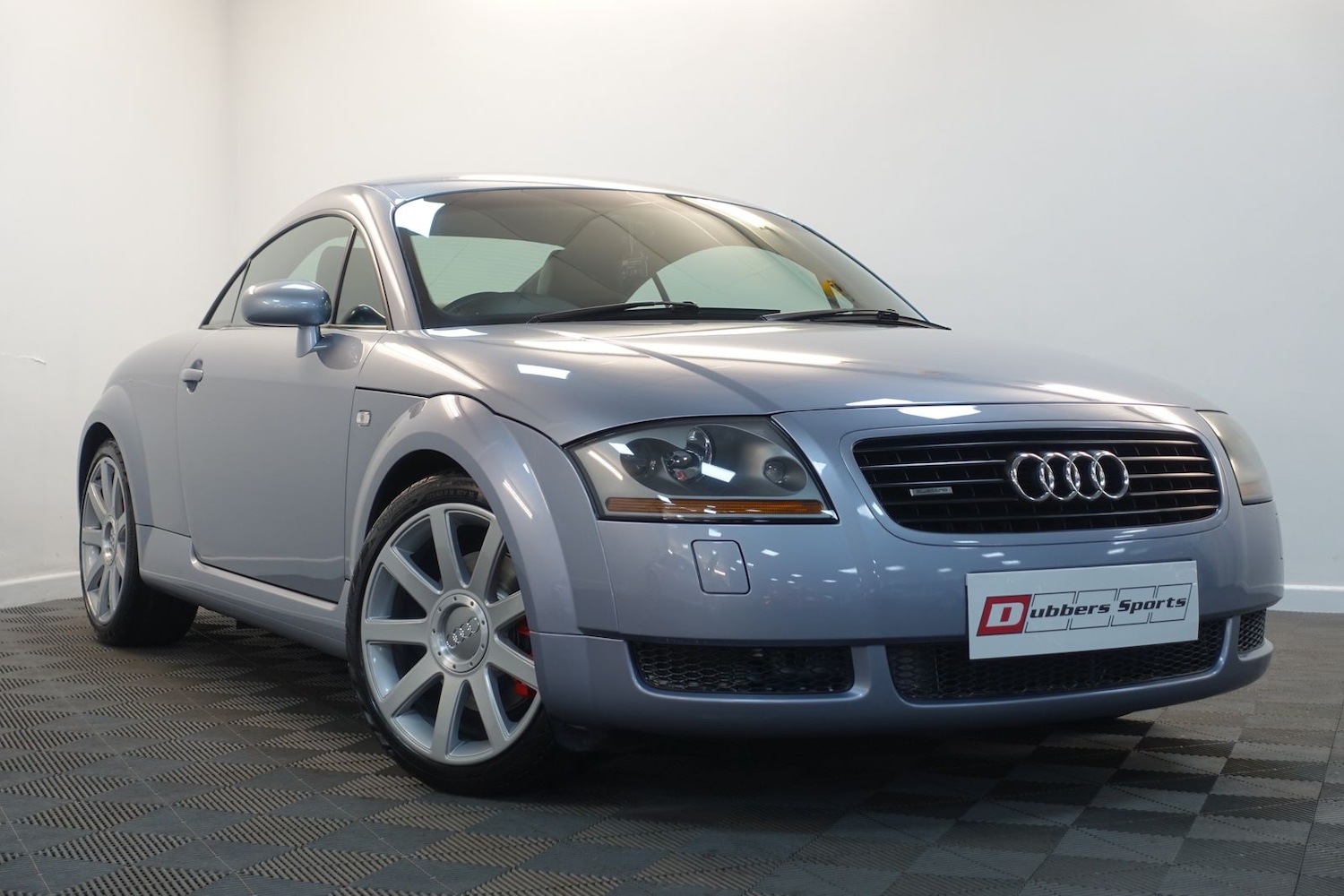 Used Audi TT 2002 for sale - 77102688: Photo 1