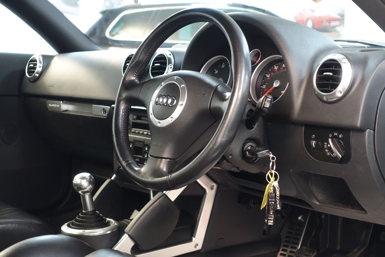 Used Audi TT 2002 for sale - 77102688: Photo 22