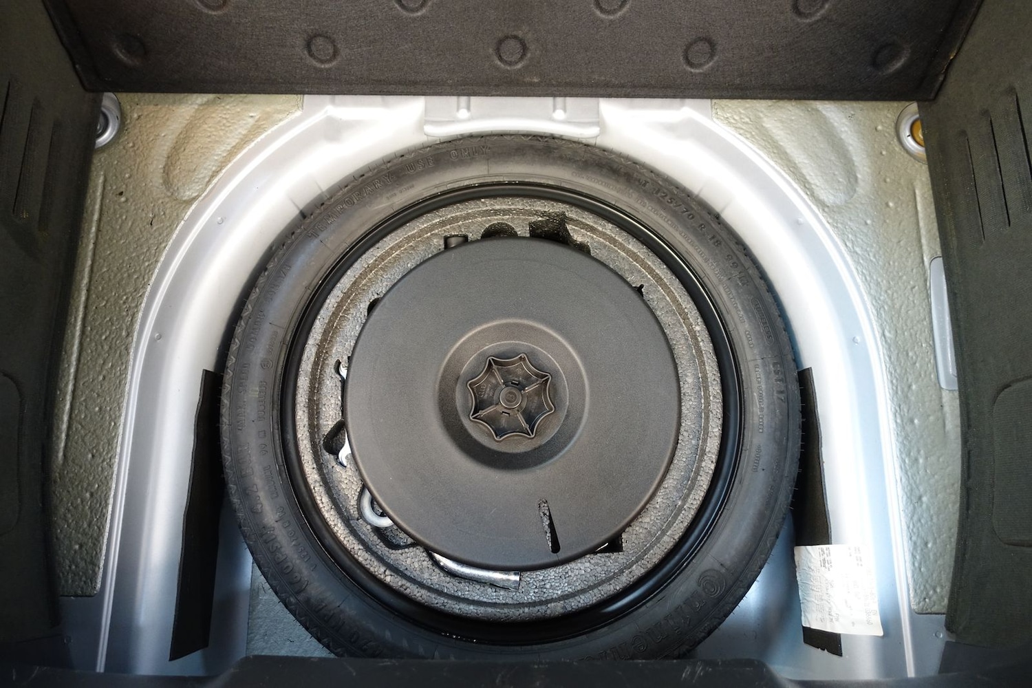 Used Audi TT 2002 for sale - 77102688: Photo 34