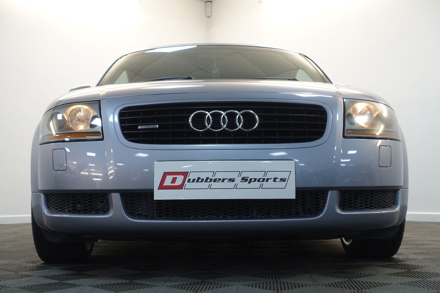Used Audi TT 2002 for sale - 77102688: Photo 4