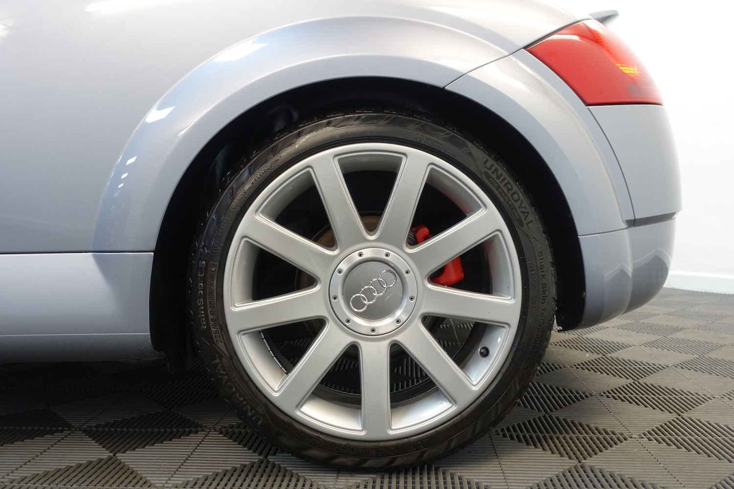 Used Audi TT 2002 for sale - 77102688: Photo 40
