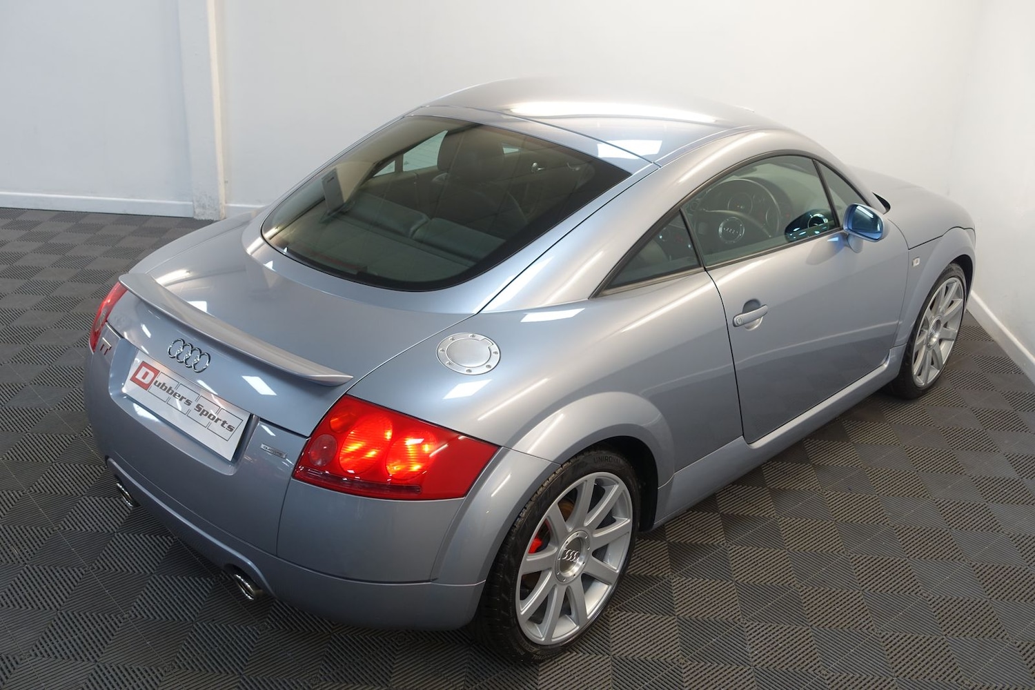 Used Audi TT 2002 for sale - 77102688: Photo 6