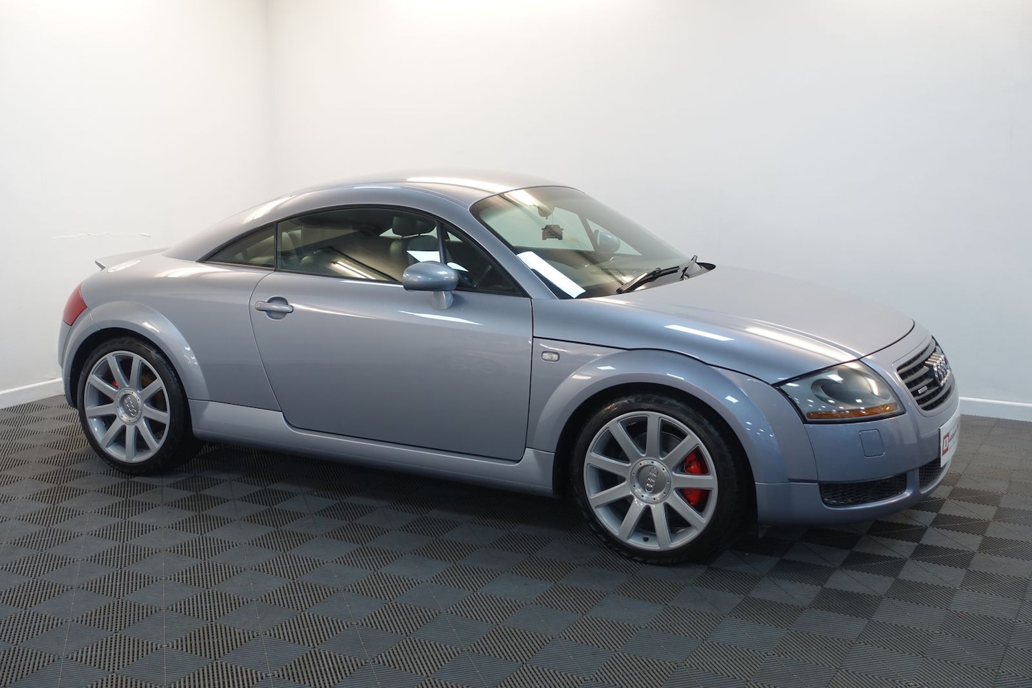 Used Audi TT 2002 for sale - 77102688: Photo 76