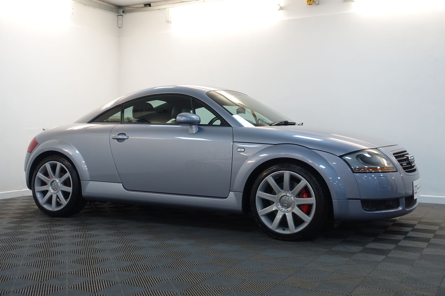 Used Audi TT 2002 for sale - 77102688: Photo 78