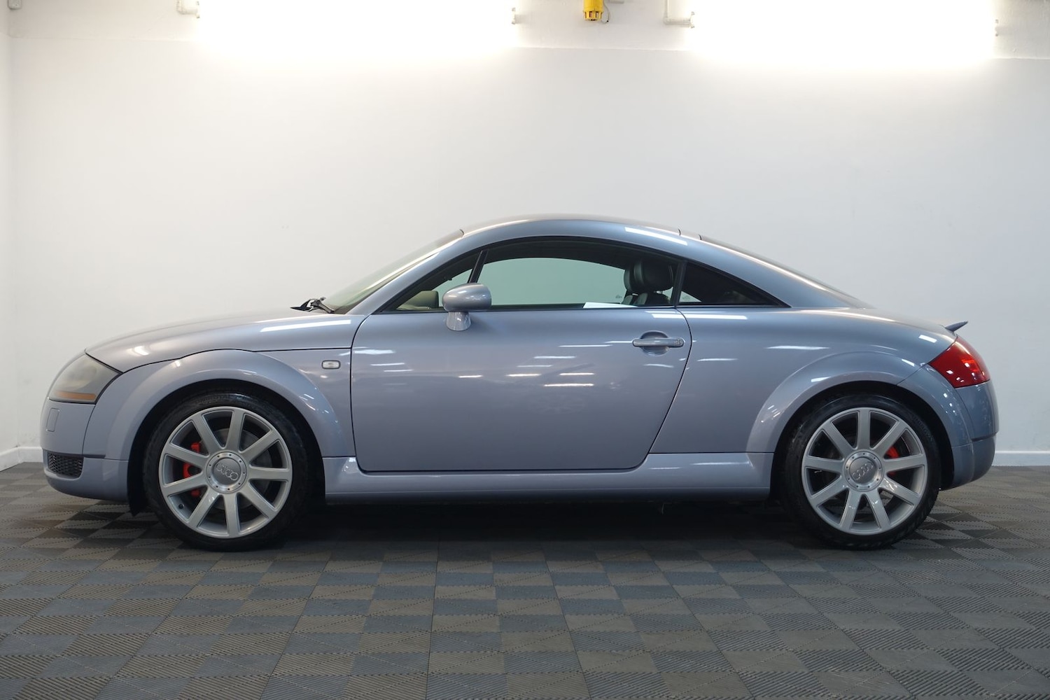 Used Audi TT 2002 for sale - 77102688: Photo 82